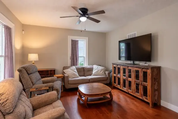 706 W Ash Street, Salina, KS 67401