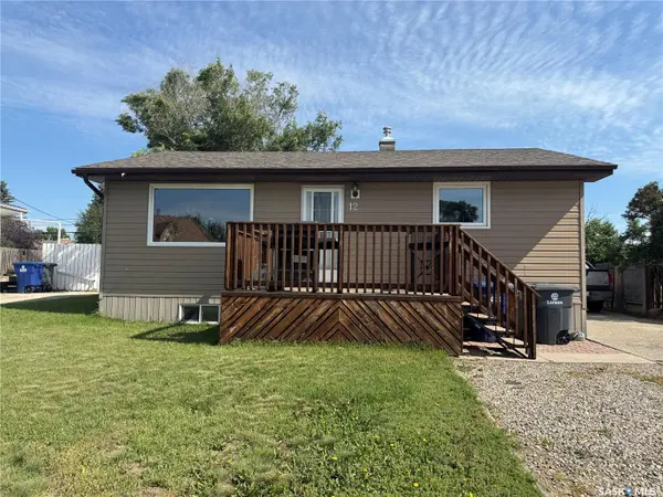 12 6th Street CRESCENT W, Kindersley, SK S0L 1S0