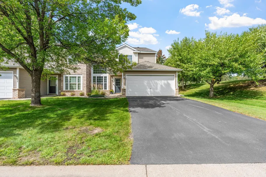 2836 Coach CT, Chanhassen, MN 55317