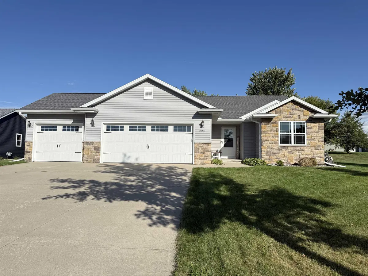 W6127 SHERWOOD POINT DR, Greenville, WI 54942