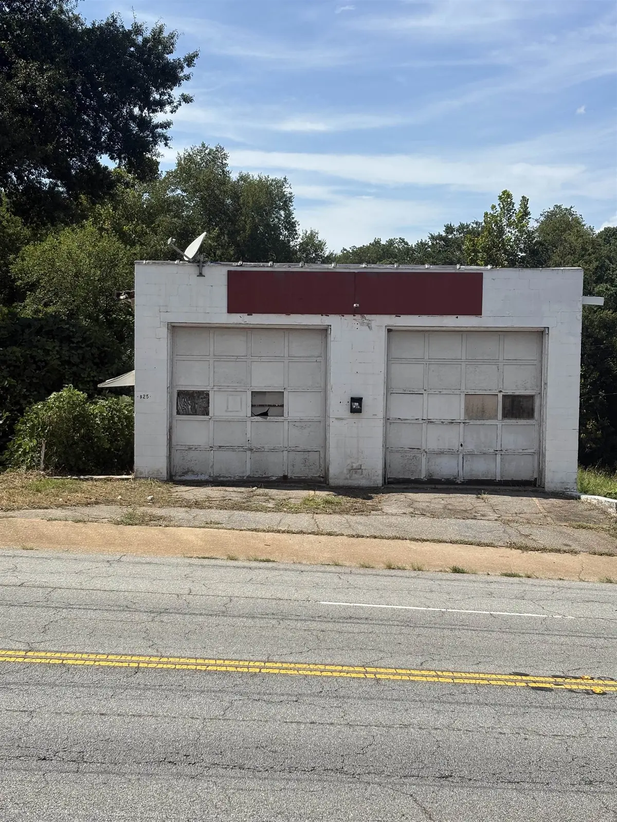 825 Chesney HWY, Spartanburg, SC 29303