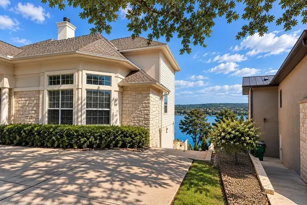343 Venture BLVD S, Point Venture, TX 78645