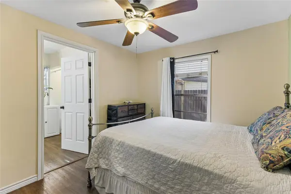 734 Neches ST, Lockhart, TX 78644