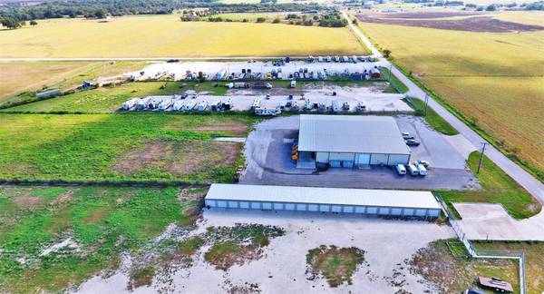 2675 County Road 374, Taylor, TX 76574