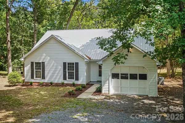 2711 Bob White CIR, Wingate, NC 28174