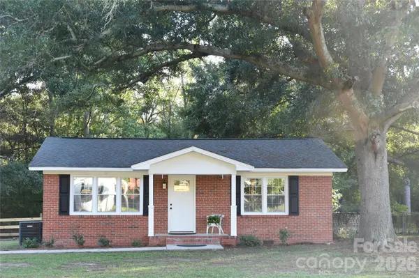 139 Robinhood RD, Hartsville, SC 29550