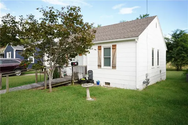 619 Grover ST, Warrensburg, MO 64093