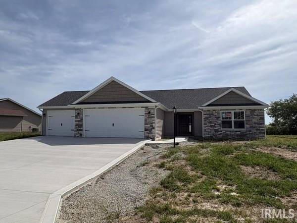1060 Farmington DR, Bluffton, IN 46714