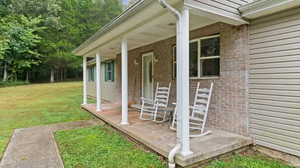 1672 Blue Spring Caverns RD, Bedford, IN 47421
