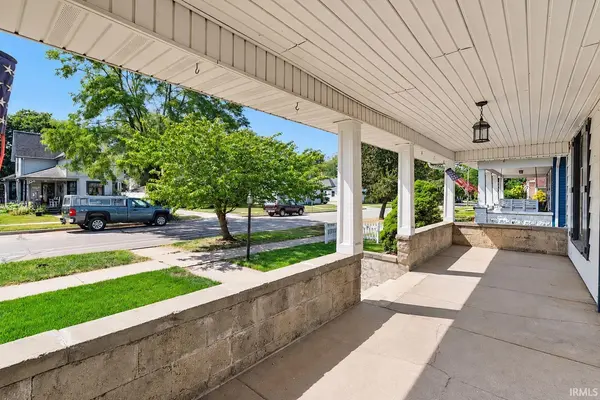 933 E Main ST, Warsaw, IN 46580