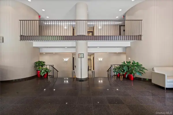 15 Stewart PL #6D, White Plains, NY 10603