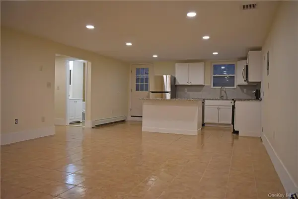 33 E Vacation, Hopewell Junction, NY 12590