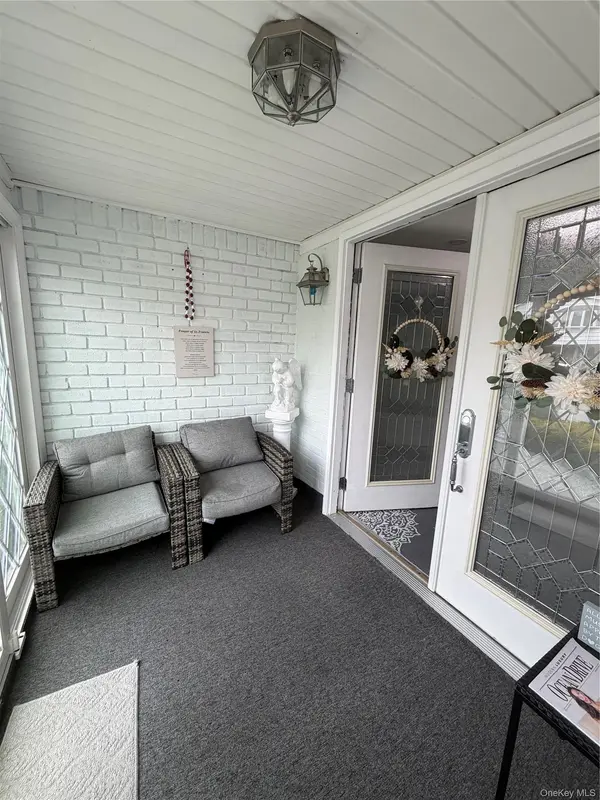 160-28 87th ST, Howard Beach, NY 11414