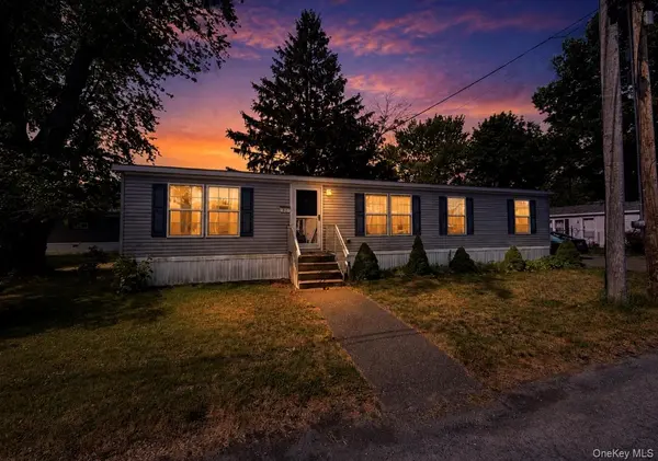 148 Old Ravina RD #C 2, Selkirk, NY 12158