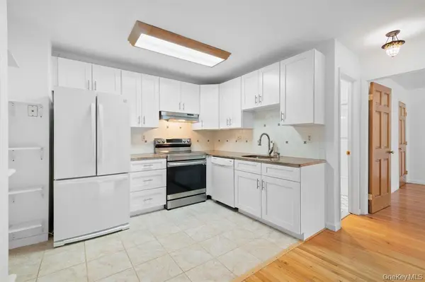167 Sierra Vista LN, Valley Cottage, NY 10989