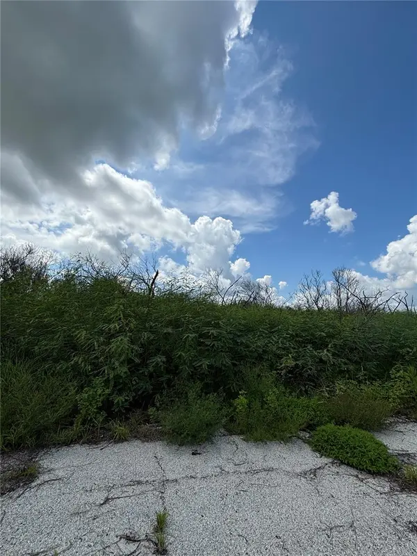 1574 PETUNIA ST SW, Palm Bay, FL 32908