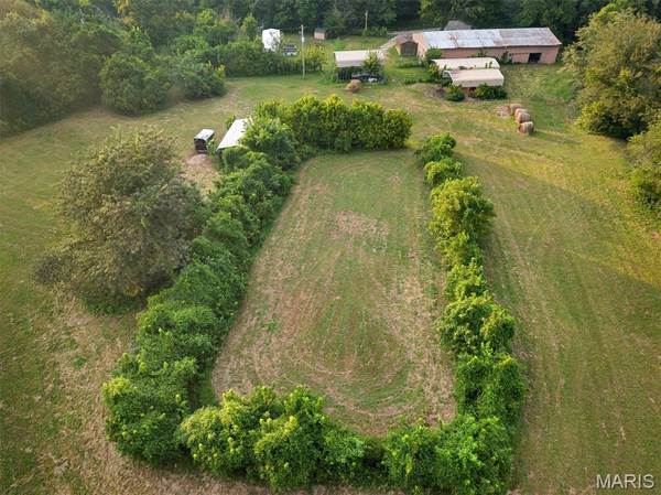 6764 Brinley RD, Dittmer, MO 63023