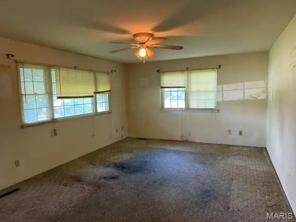 507 Crestview ST, Cuba, MO 65453