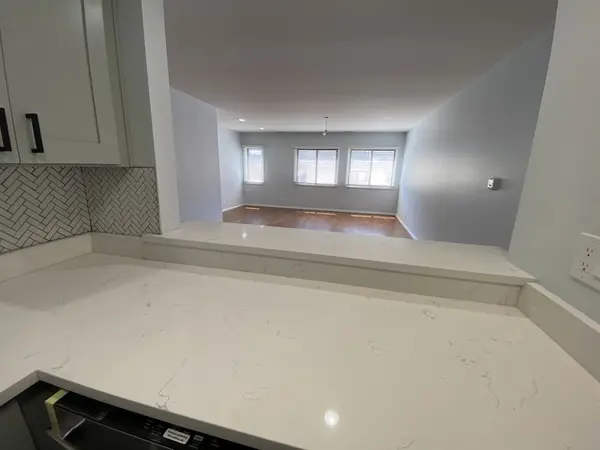 1455 W Fullerton AVE #203, Chicago, IL 60614