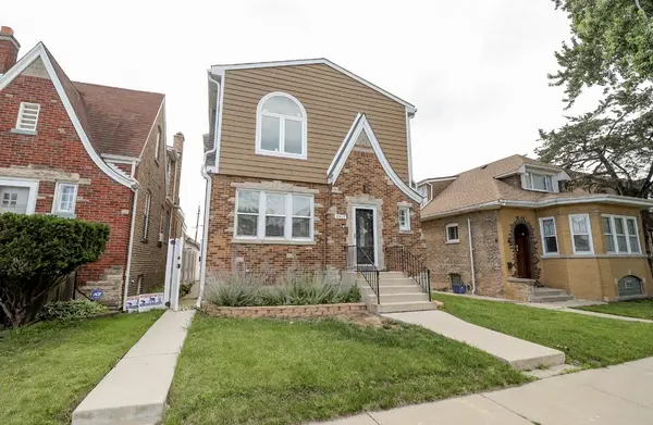 2922 N New England AVE, Chicago, IL 60634