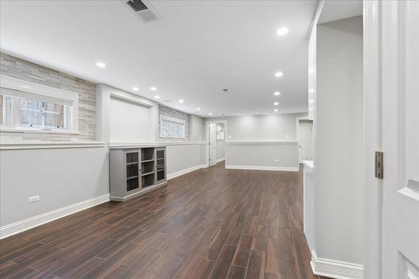 1441 W Wolfram #Garden, Chicago, IL 60657