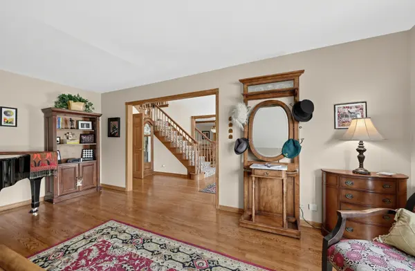 149 Timber Edge LN, Palos Park, IL 60464