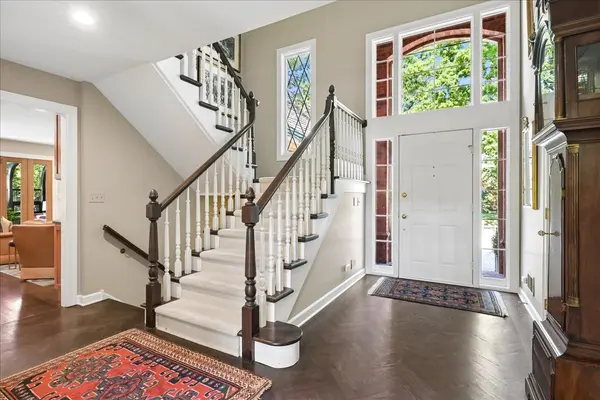 1 Regent Wood RD, Northfield, IL 60093