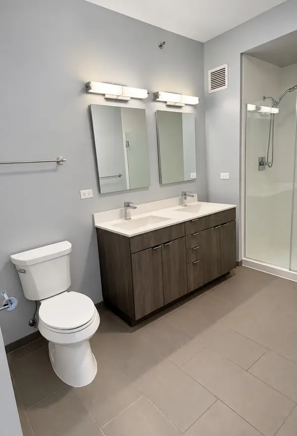 1025 W Addison ST #534H, Chicago, IL 60613