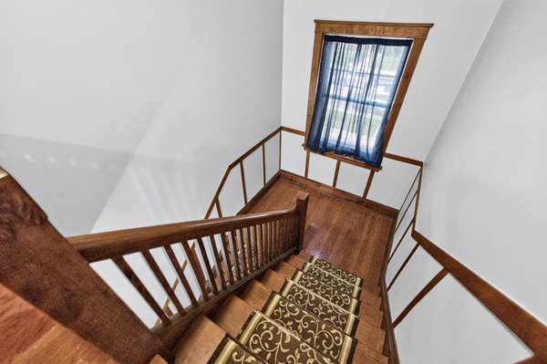 7440 S Paxton AVE #2, Chicago, IL 60649