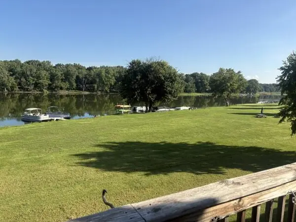 1721 W River ST #1, Dixon, IL 61021