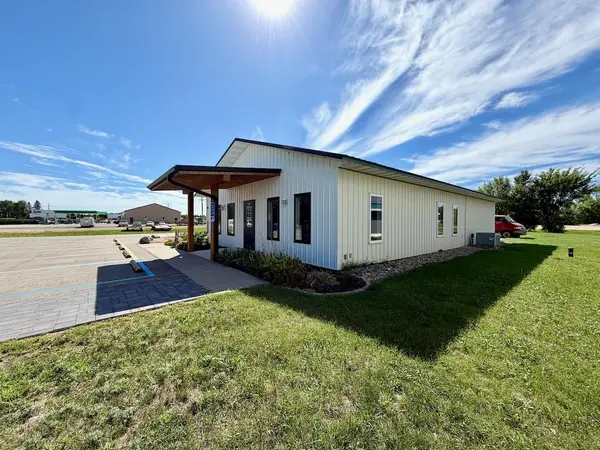 416 S Lake AVE, Battle Lake, MN 56515