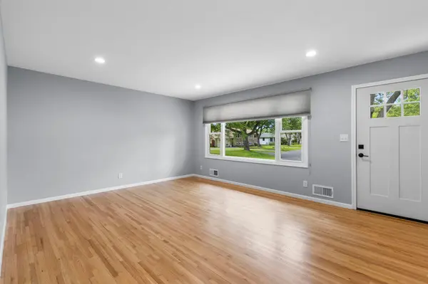 8209 Johnson CIR, Bloomington, MN 55437