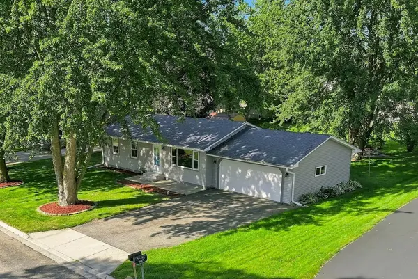 1836 Hemlock AVE, Owatonna, MN 55060