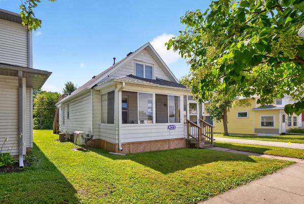 423 W Mark ST, Winona, MN 55987