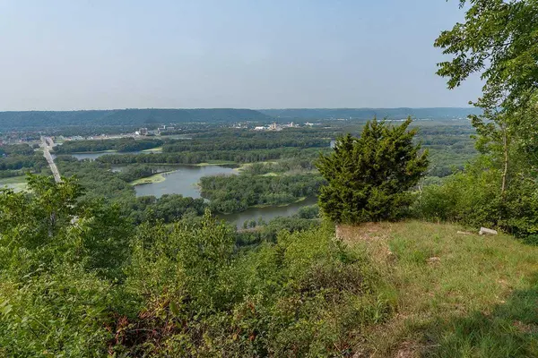 0 State Road 35 54, Fountain City, WI 54629