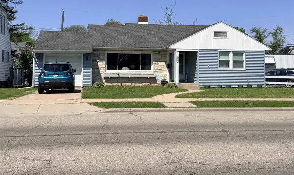 1509 PIERCE AVE, Marinette, WI 54143