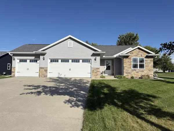 W6127 SHERWOOD POINT DR, Greenville, WI 54942