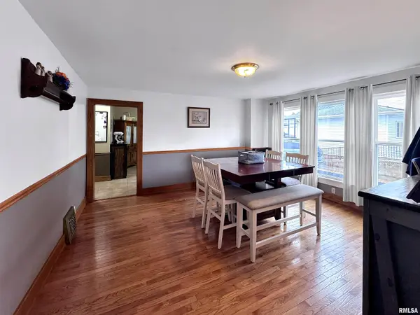 339 W LAFAYETTE ST, Rushville, IL 62681