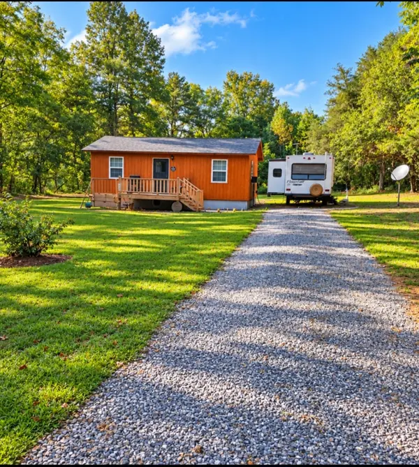375 Cagle Road, Tellico Plains, TN 37385