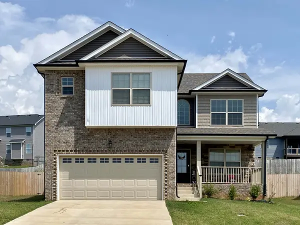 835 Crestone Ln, Clarksville, TN 37042