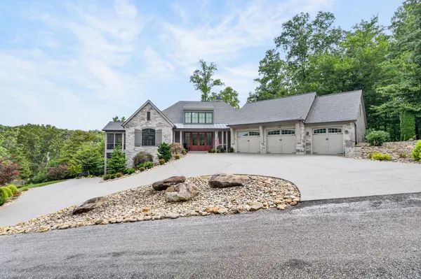 142 Pineridge Loop, Crossville, TN 38558
