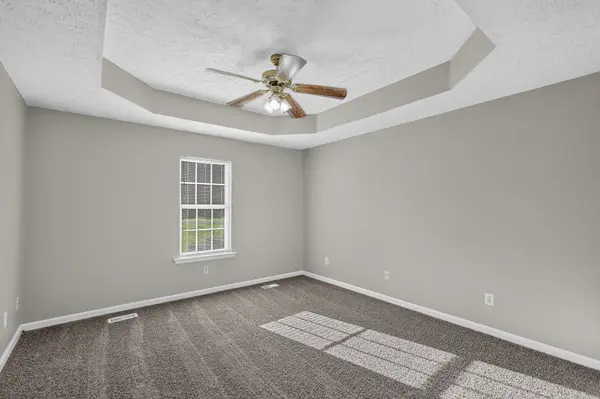 2109 Dothan Dr, Murfreesboro, TN 37128