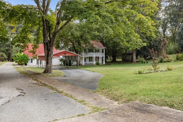 30 S Boone St, Erin, TN 37061