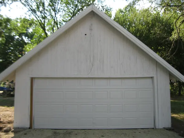 209 N Oak, Whitewater, KS 67154