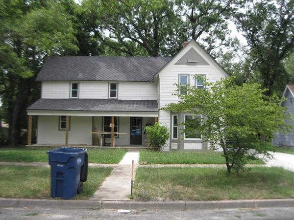 209 N Oak, Whitewater, KS 67154