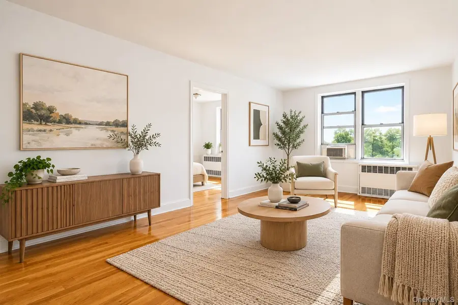 63-45 Saunders ST #3E, Rego Park, NY 11374