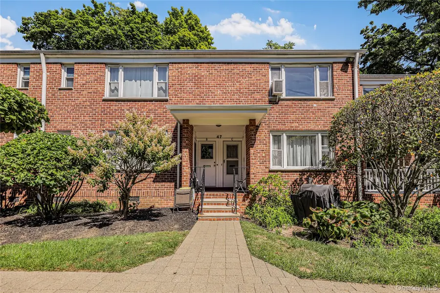47 Carpenter AVE #C, Mount Kisco, NY 10549
