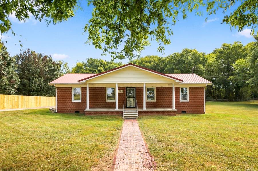 204 Canaan Rd, Mount Pleasant, TN 38474