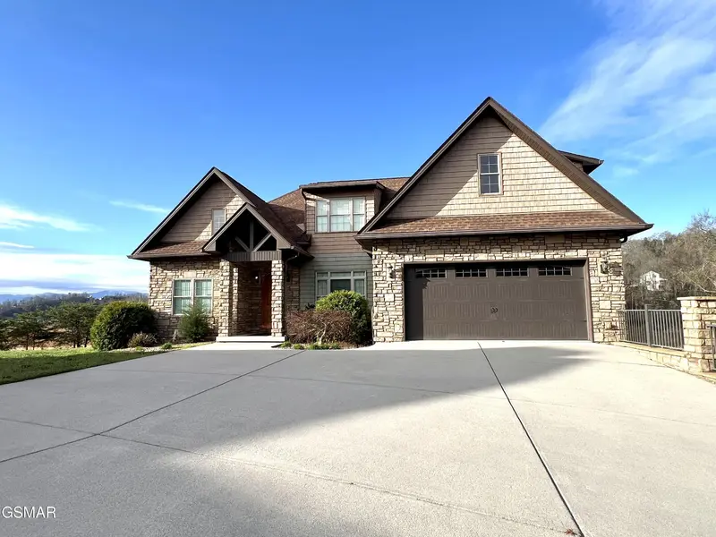 614 Watercrest Lane, Dandridge, TN 37725