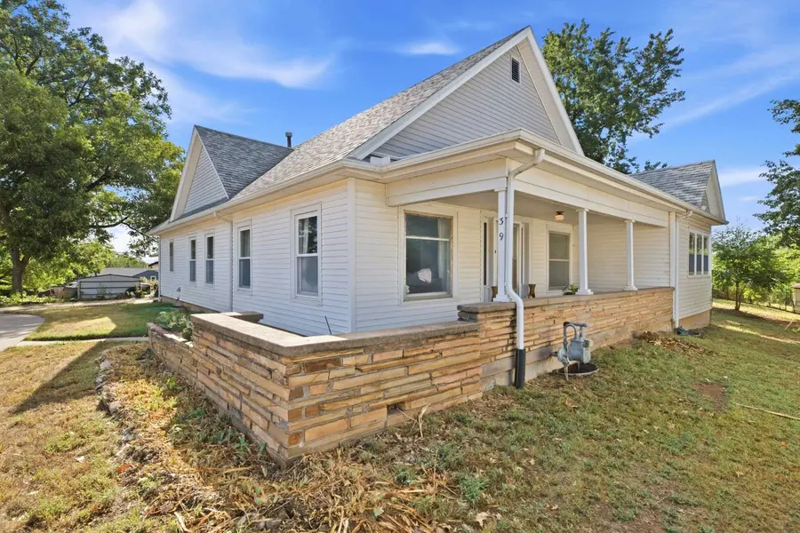 319 E Copeland, Kingman, KS 67068